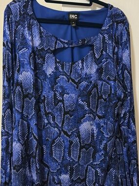 I.N.C. International Concepts Blue Snakeskin Print Long Sleeve Top XL